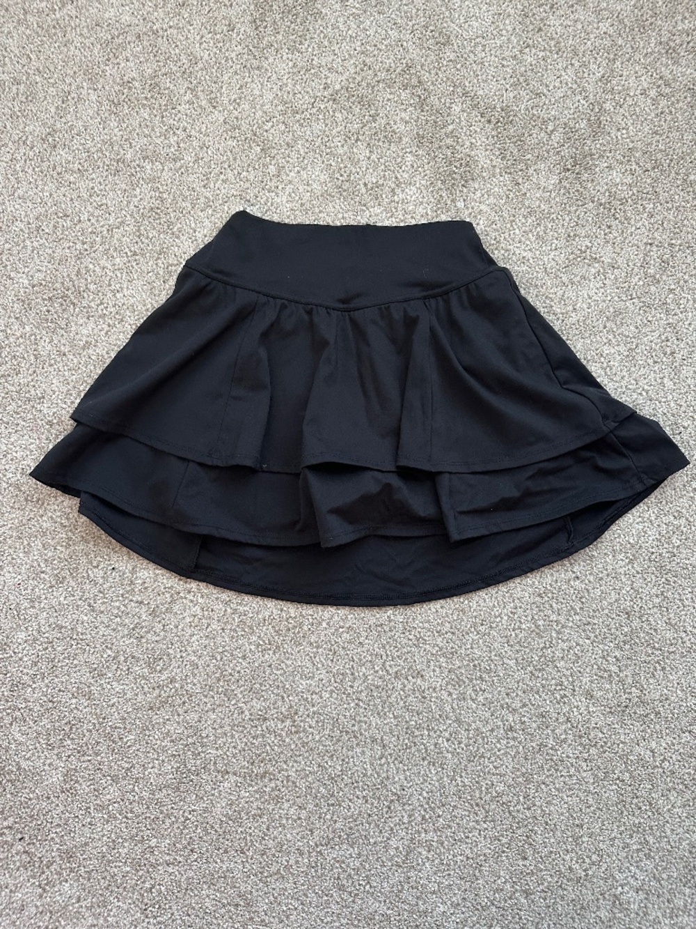 Gilly Hicks Active Go Energize Ultra High-Rise Tiered Skortie Black